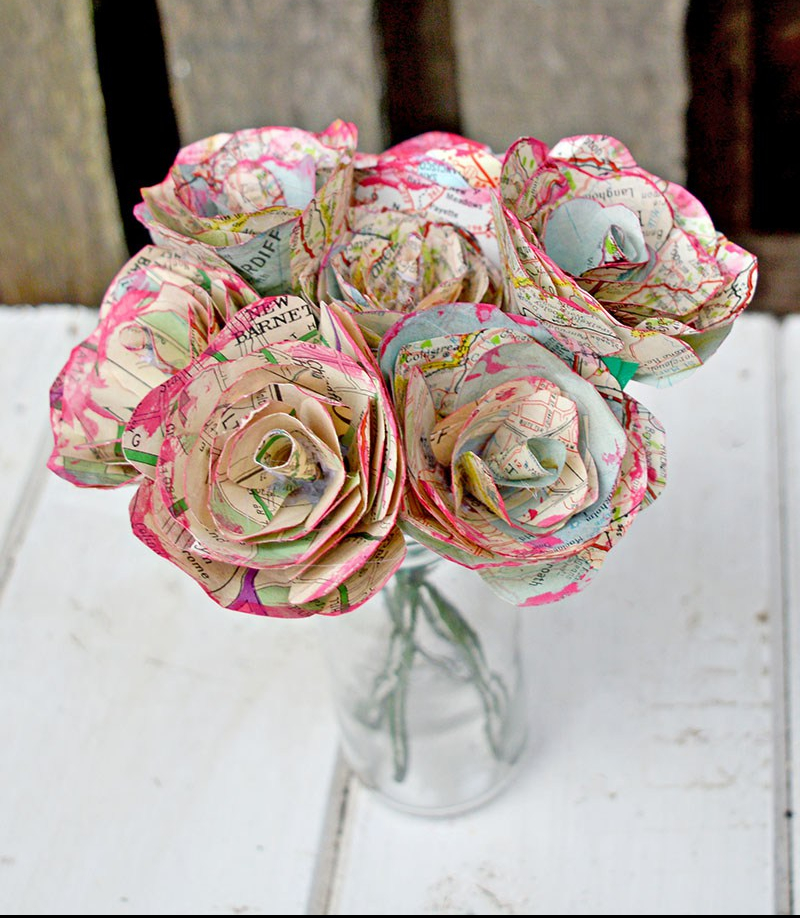 Map Roses from Pillar Box Blue